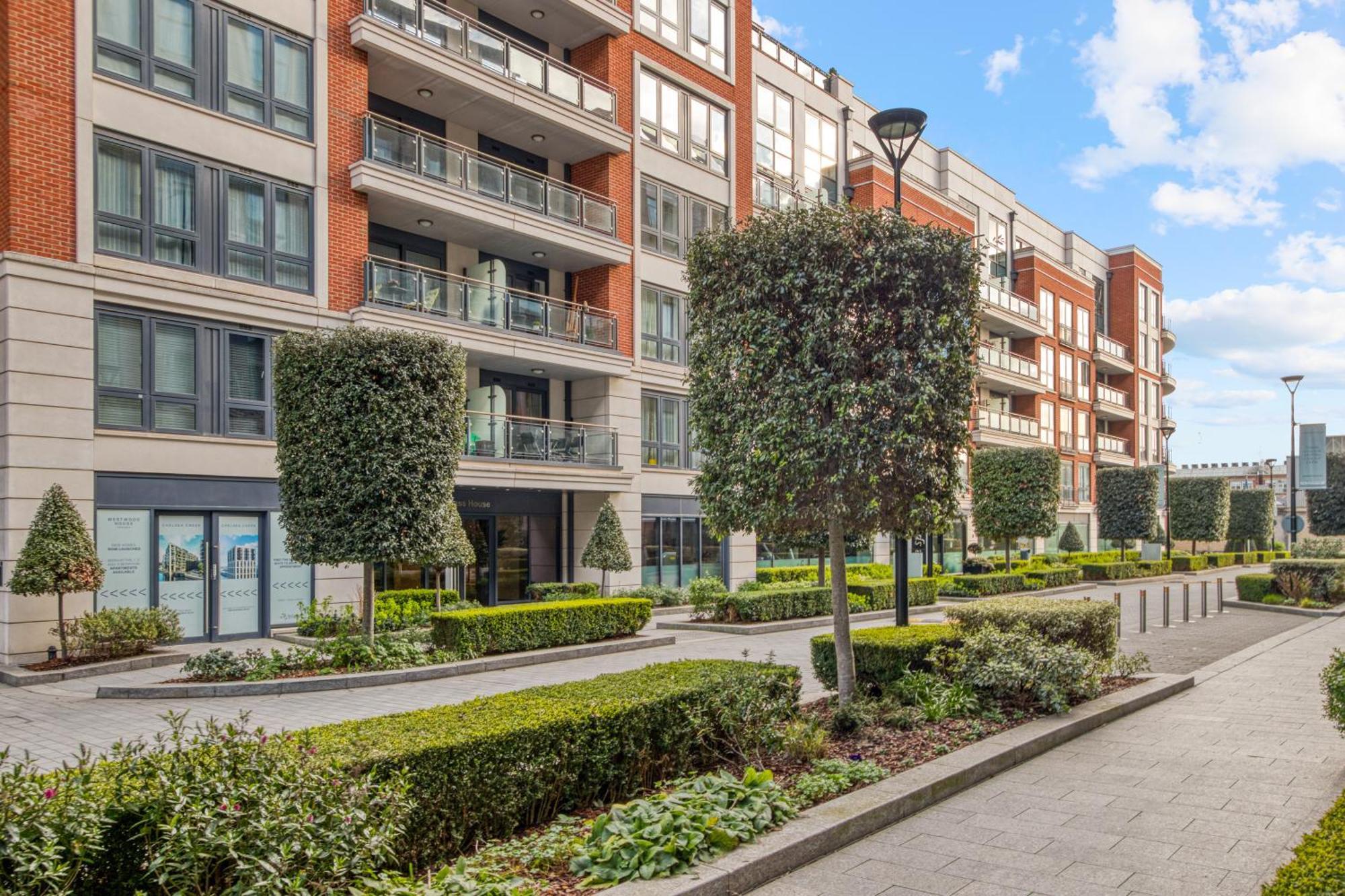 Modern Chic Studio Chelsea Apartment London Exterior photo